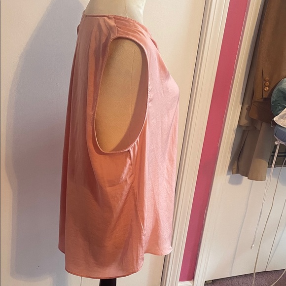 Women's Pink Sleeveless Top - Picture 4 of 7